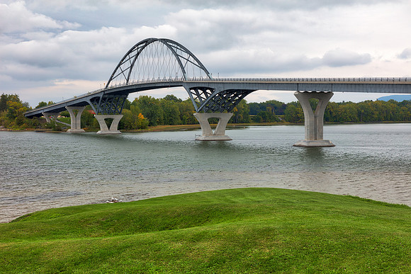 Lake Champlain Bridge
