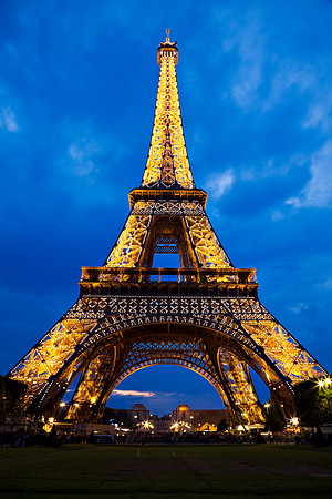 Eiffel Twilight Tower