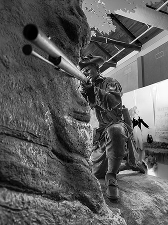 Black & White Fort Necessity Museum Statue - Colonial Soldier Aiming Musket