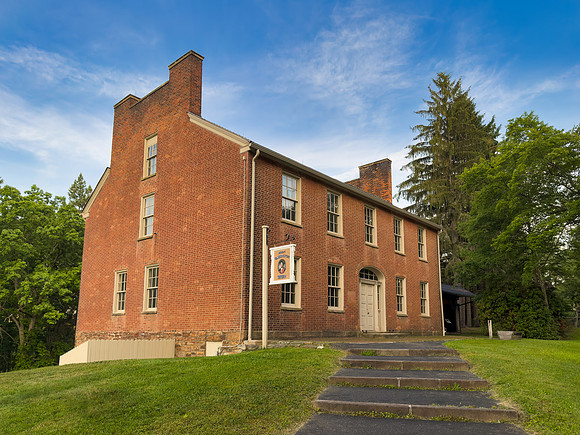 Mount Washington Tavern
