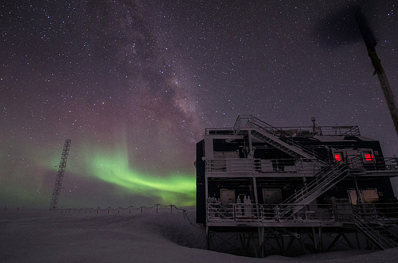Aurora australis and Milky Way seen over NOAA Atmospheric Research Observatory at South Pole Station