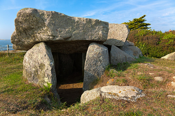 Le Trepied Dolmen
