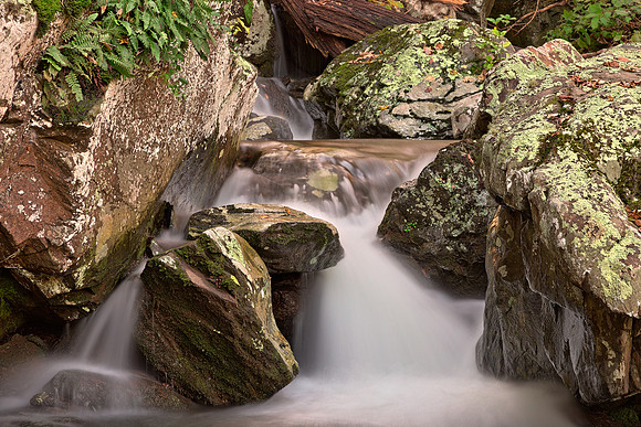 Pyramid Cascades