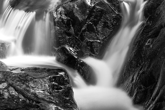 Shelving Rock Stream - Black & White