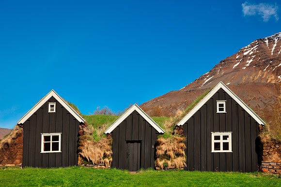Hólar Turf House
