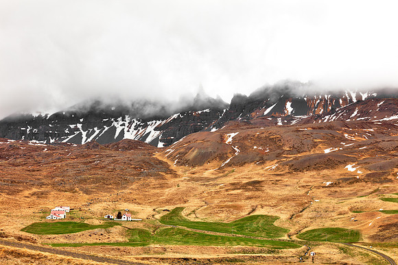 Looming Öxnadalur Fog
