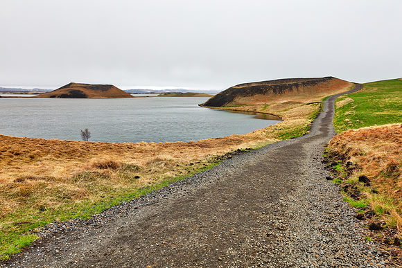 Winding Crater Trail - Skútustaðagígar