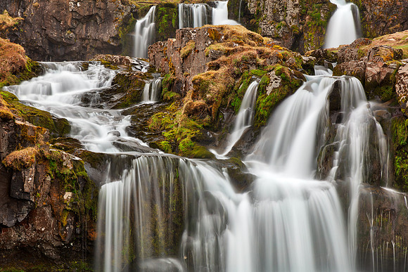 Kirkjufellsfoss Choir Cascades