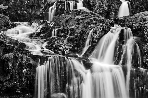 Kirkjufellsfoss Choir Cascades - Black & White