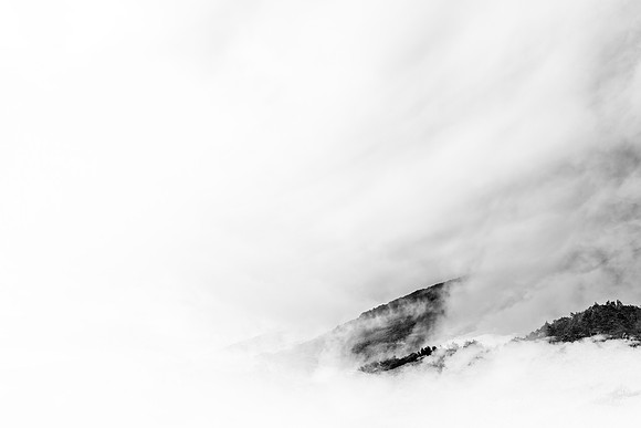 Blinding Mountain Fog