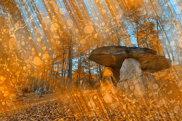 Golden Dolmen Wonderland