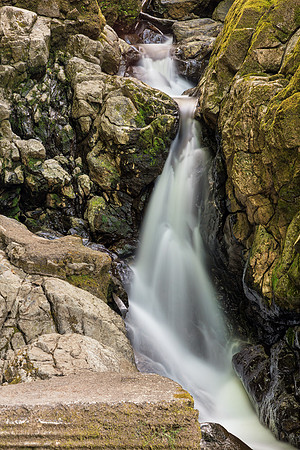 Sychryd Platform Falls