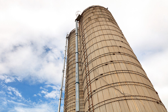 Steepside Silos