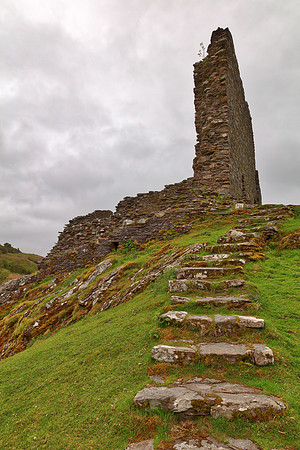 Dolwyddelan Step Castle Ruins