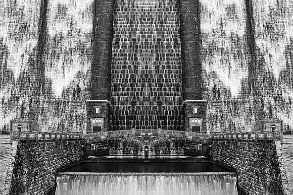 Super Symmetry Dam - Black & White