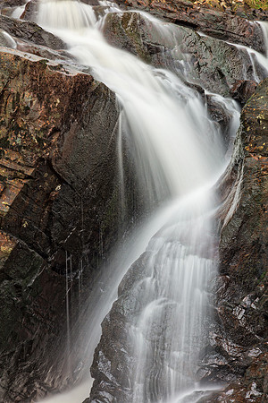 Curving Rhiwargor Cascades