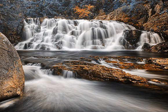 Autumn Vestige Falls
