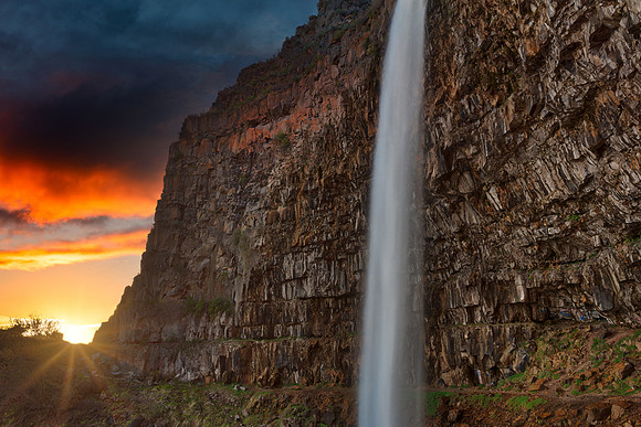 Perrine Coulee Sunset Falls