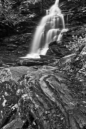 Monozone Falls