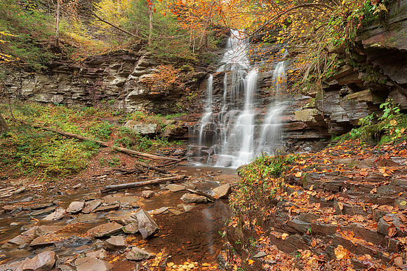 Rugged Autumn Ganoga Falls