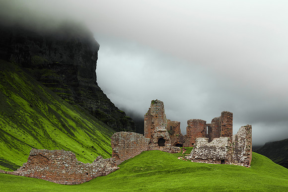 Troll Mountain Castle