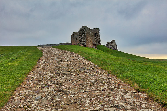 Duffus Castle Path