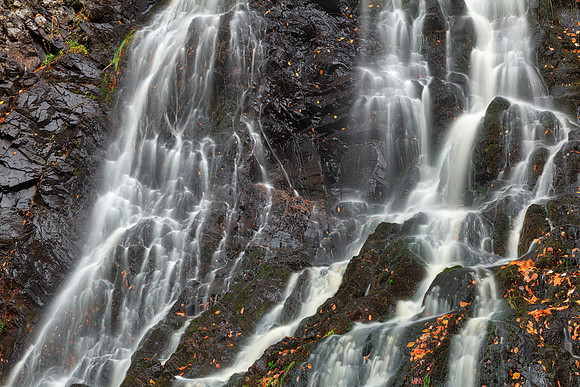 Hays Autumn Sprinkle Falls