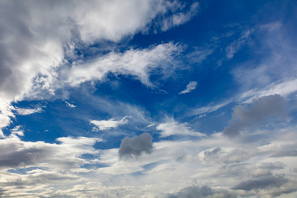Clashing Clouds