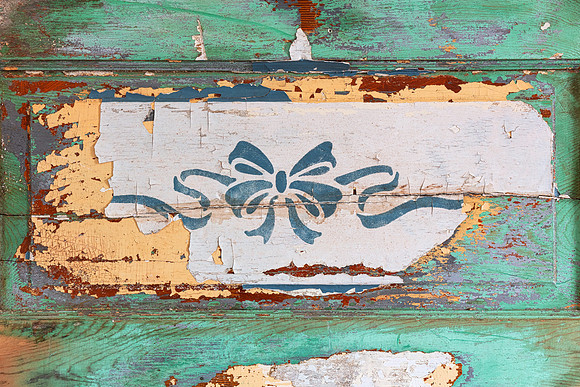 Deco Decay