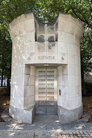 Turret Elevator